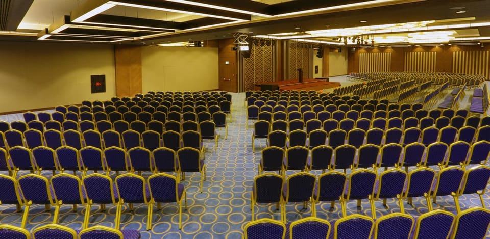 Meeting/conference room