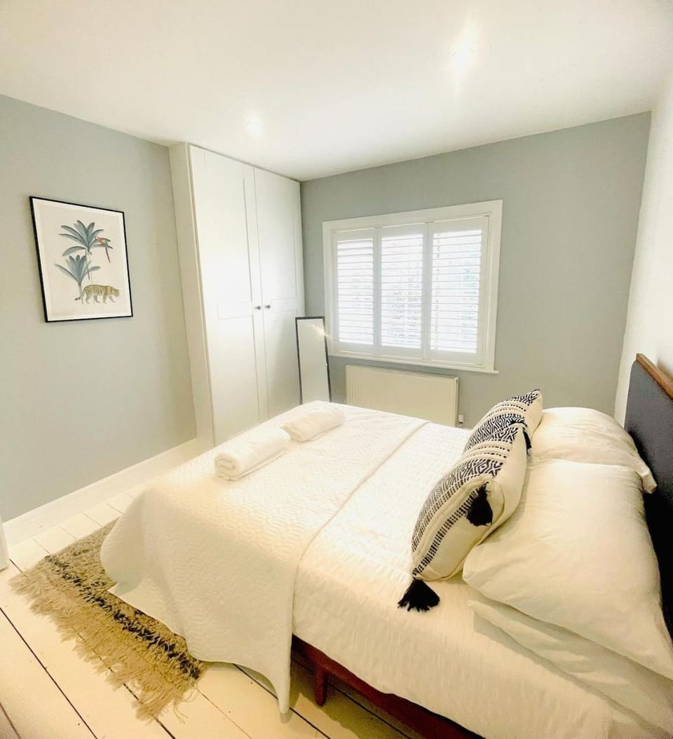 Coastal Family Retreat in Hove House in Hove