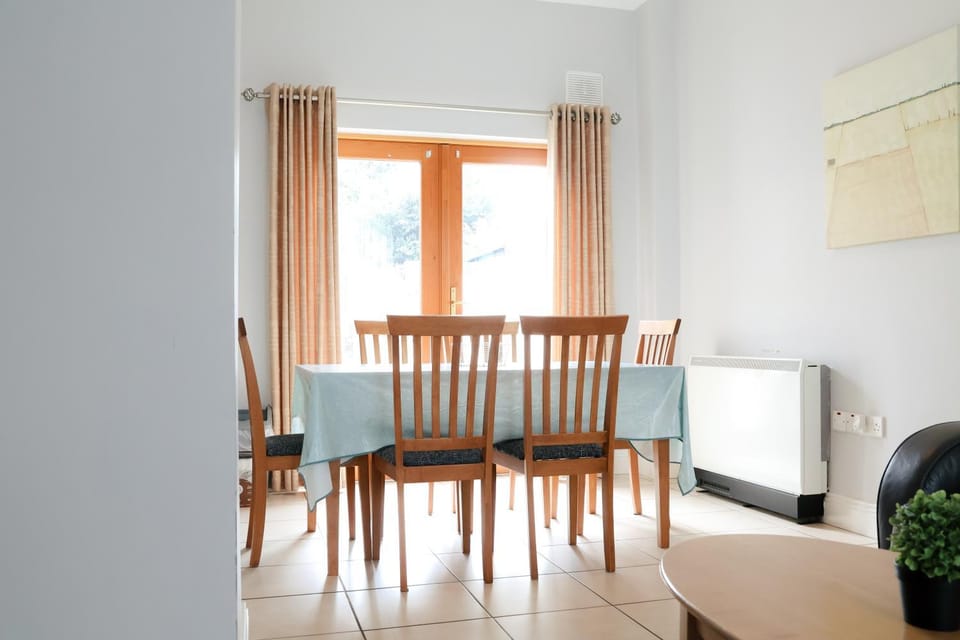 Town Square Holiday Homes House in County Clare