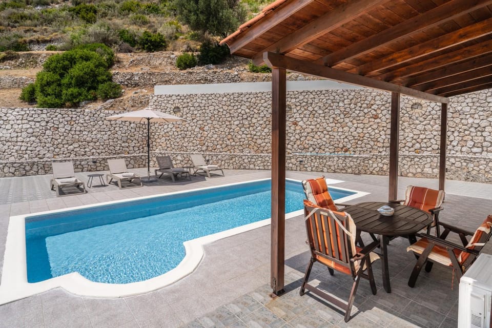 Seating area, Pool view, Swimming pool, sunbed