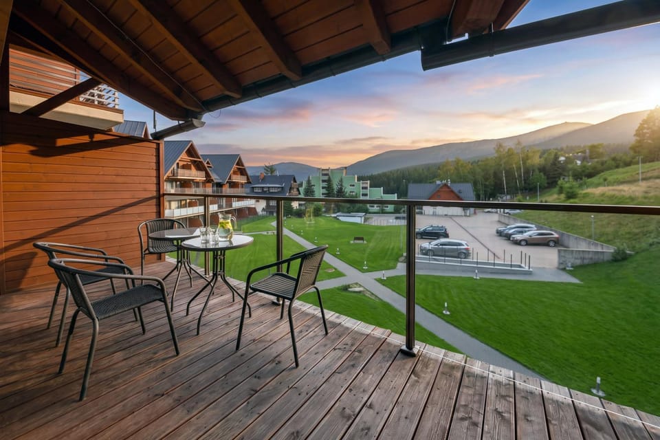 Day, Balcony/Terrace, Mountain view