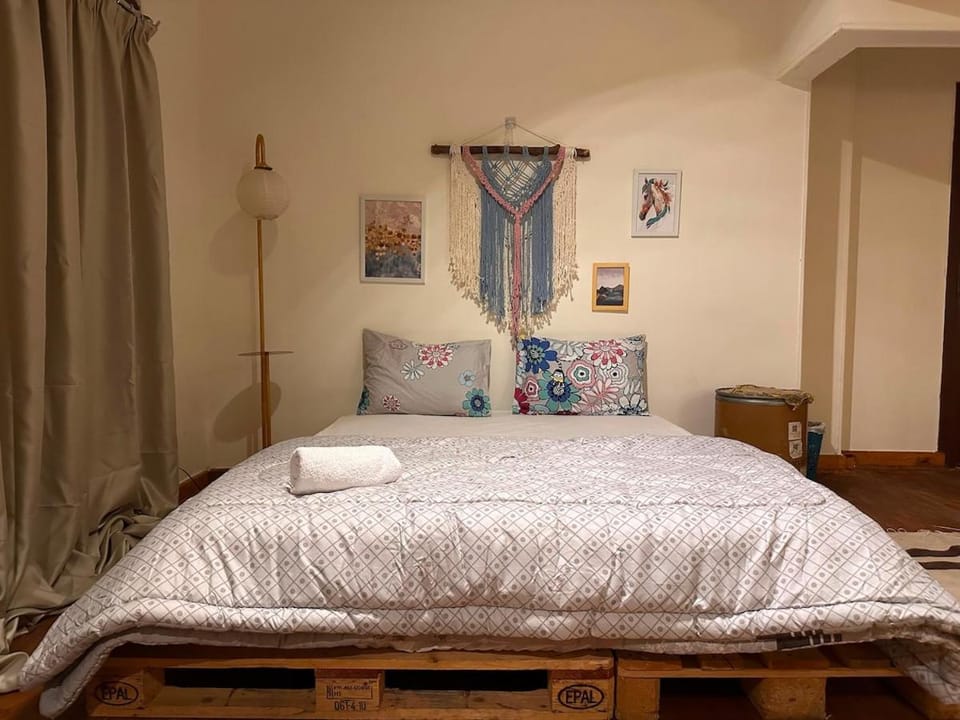 Woody studio Vacation rental in Cairo Governorate