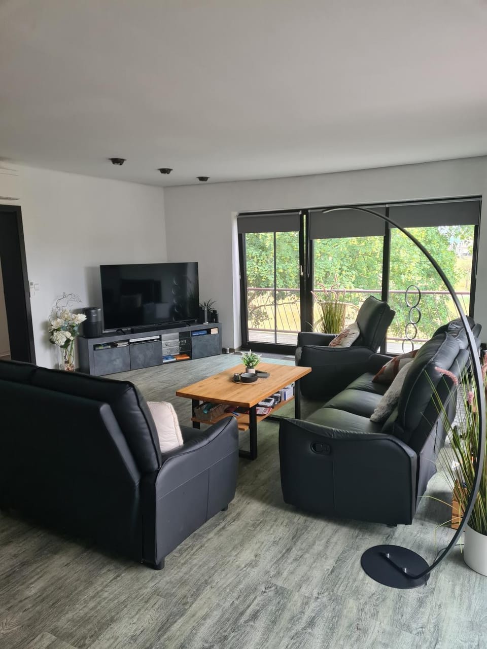 Property building, Living room