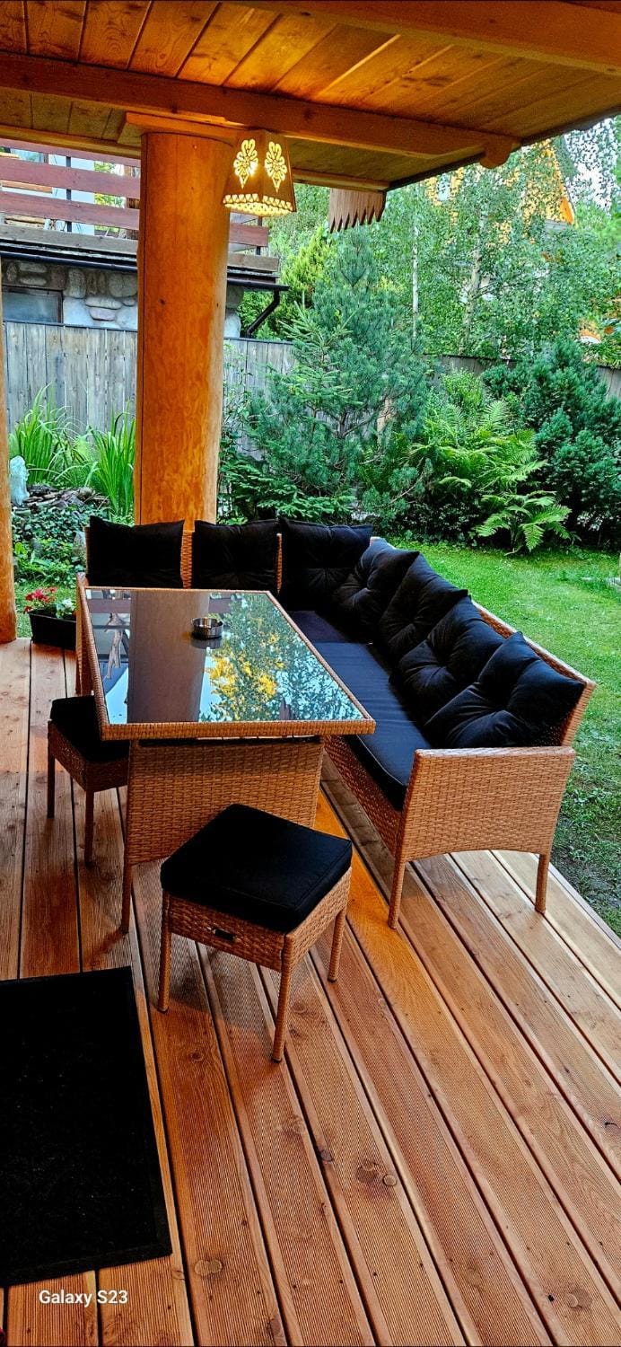Seating area