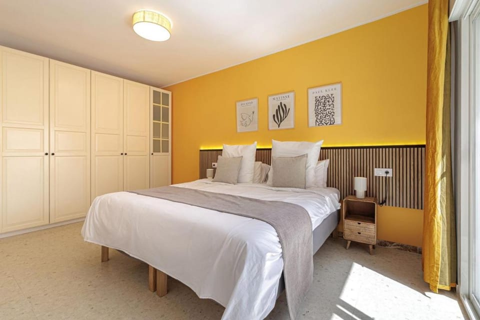 Spaciousness and comfort in the heart of Malaga Apartment in Malaga