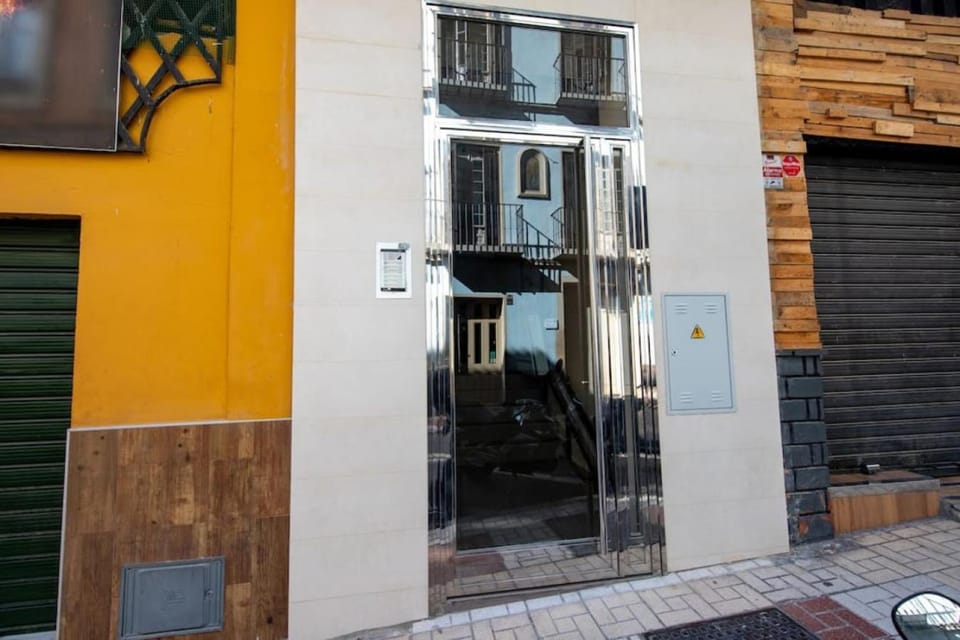 Sophisticated Stay in Málaga Centre REMS Apartment in Malaga