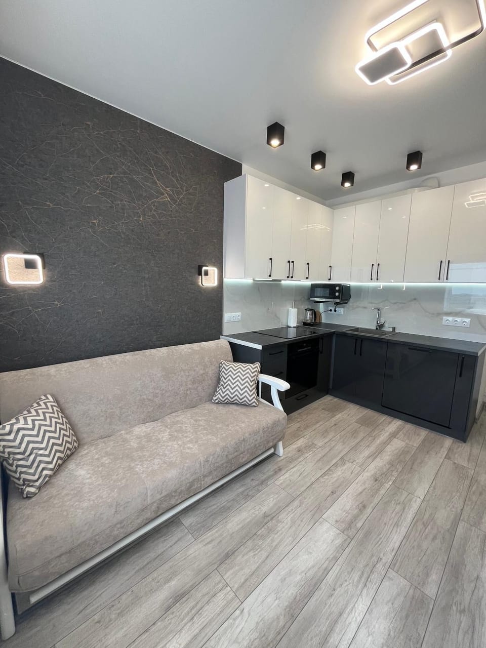 Kitchen or kitchenette, Living room, Seating area, Dining area, stove