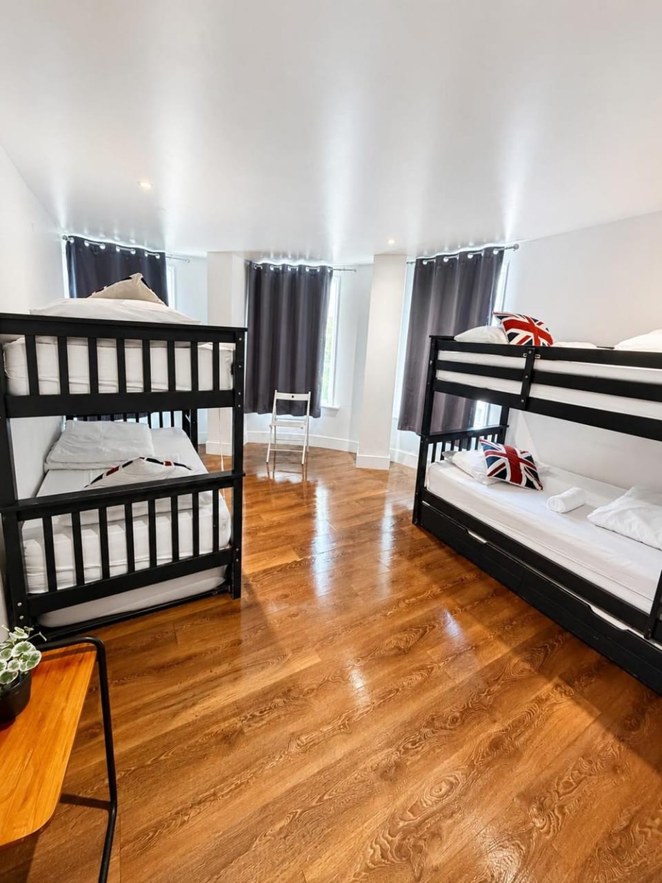 Photo of the whole room, bunk bed