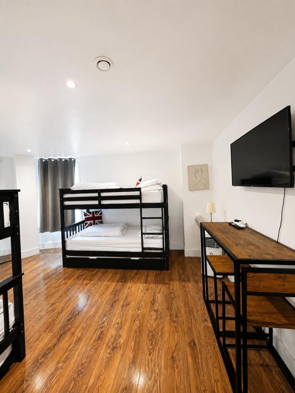 TV and multimedia, Photo of the whole room, Dining area, bunk bed