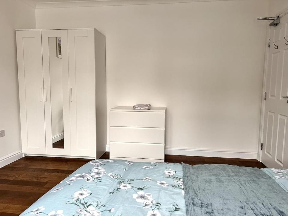 Park Street Accomodation, Room 1 Vacation rental in Luton