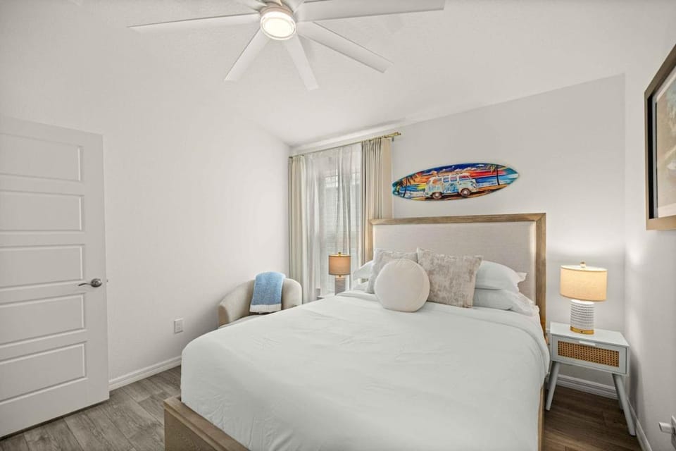 Dog-Friendly Coastal Cottage - Golf Cart House in Wildwood
