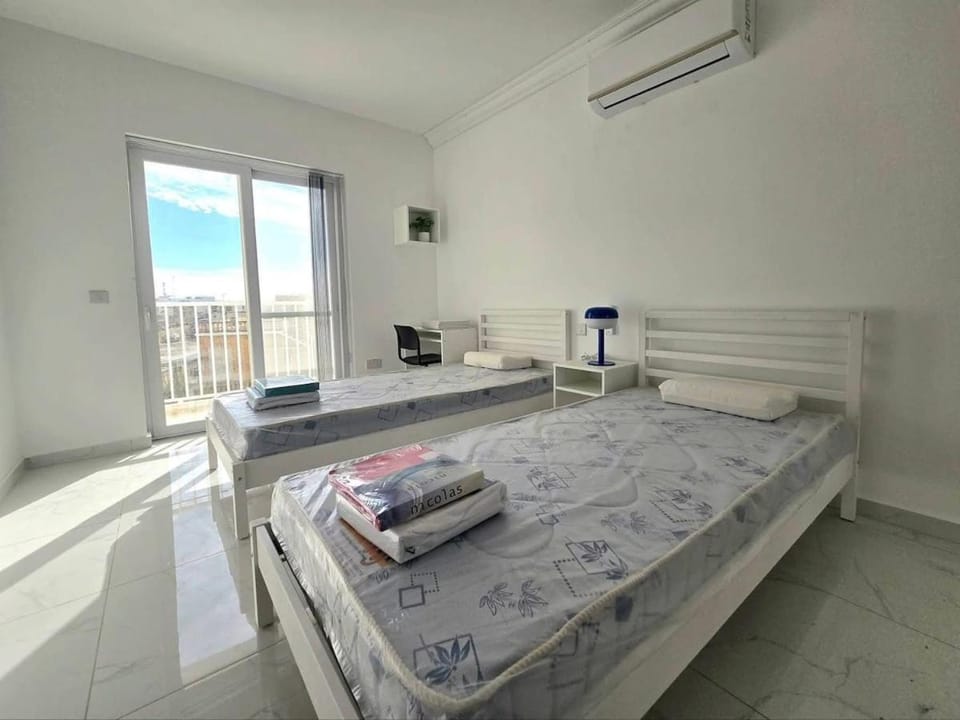 3 bedroom Modern Apartment in the City Centre of Victoria, Gozo, Malta Apartment in Malta