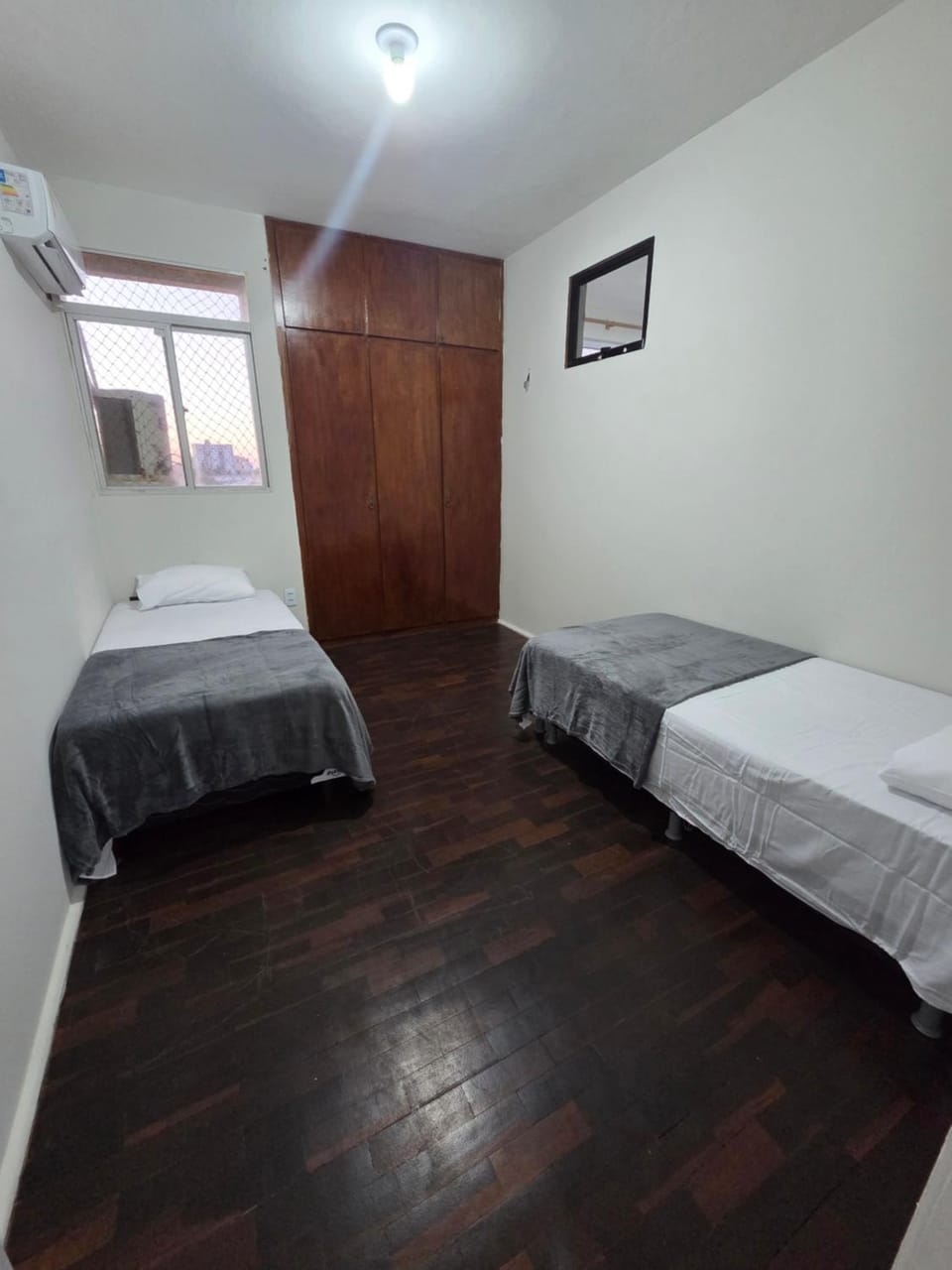 Bed, Photo of the whole room, Bedroom, air conditioner