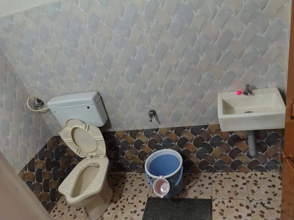Toilet, Bathroom