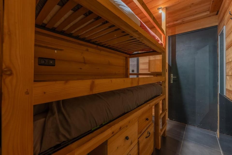 Bed, Sauna, Photo of the whole room, Bedroom, bunk bed