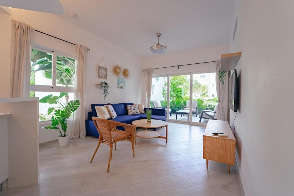A pocos pasos de la playa. Apart. Playa Coral H-12 Apartment in Punta Cana