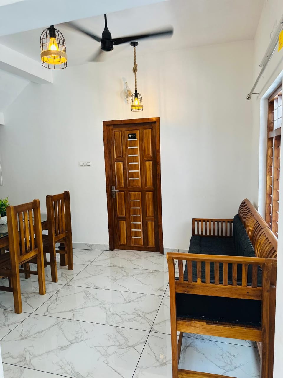 Golden Lotus Private Home House in Varkala