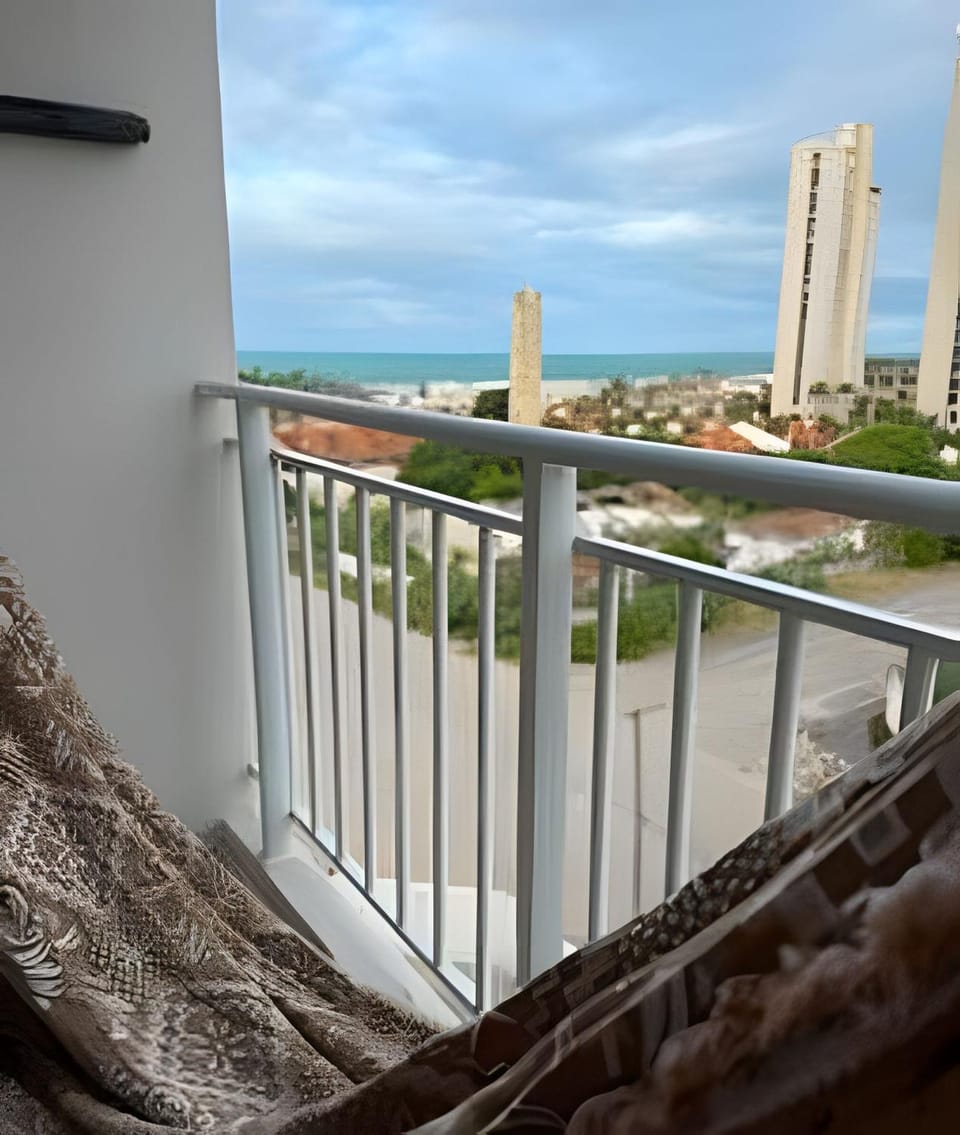 Apartamento com Vista para o Mar/ Praia do Futuro House in Fortaleza