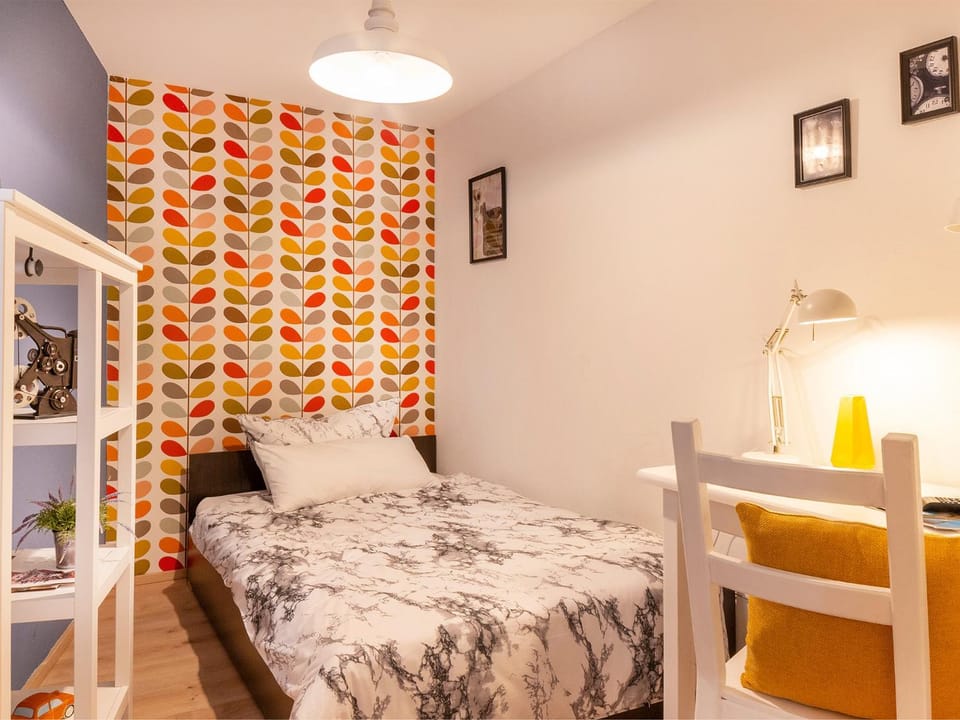 Bed, Photo of the whole room