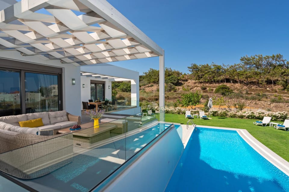 Garden, Swimming pool, Swimming pool