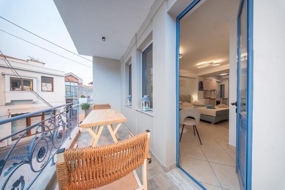 View (from property/room), Balcony/Terrace