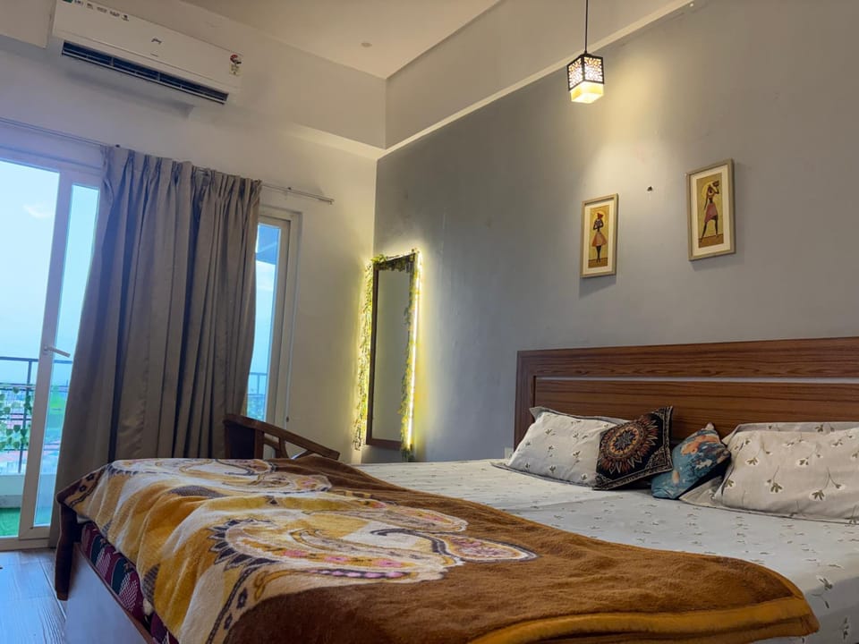 BYOB Suites Apartment in Uttar Pradesh