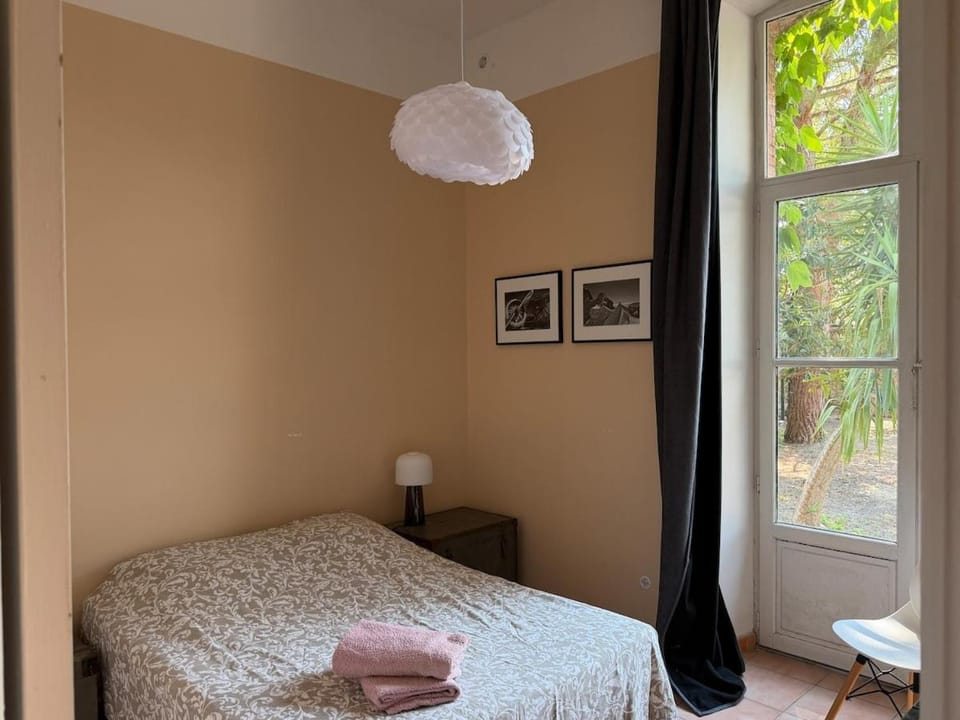 Bienvenue à l école des filles House in Occitanie