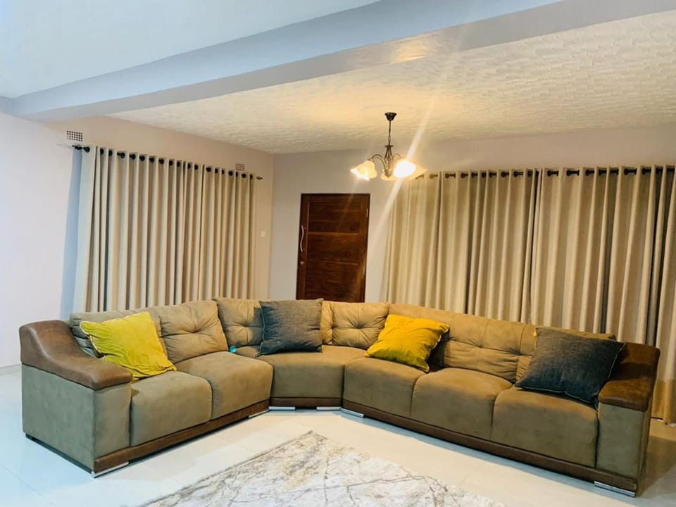 Greenstone Mews Savanna Apartment in Harare