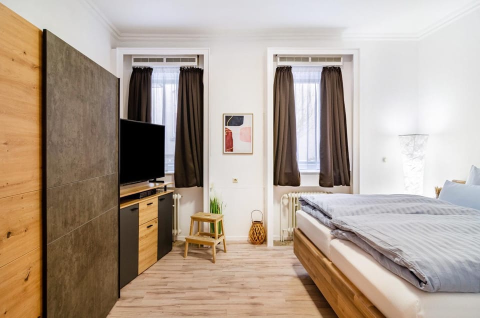 Living room, Bedroom