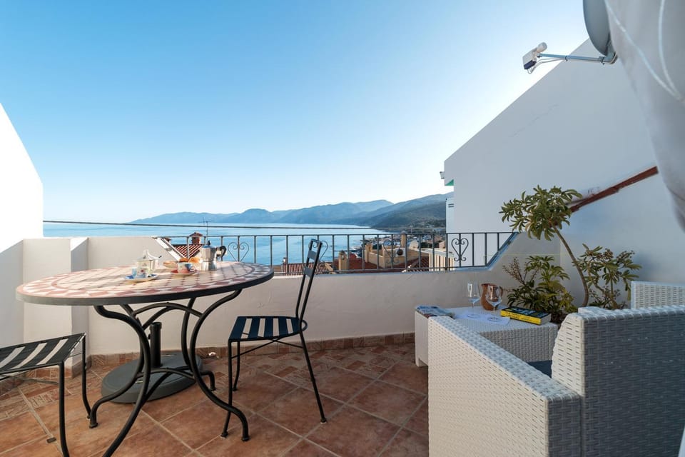 Balcony/Terrace, Mountain view, Sea view