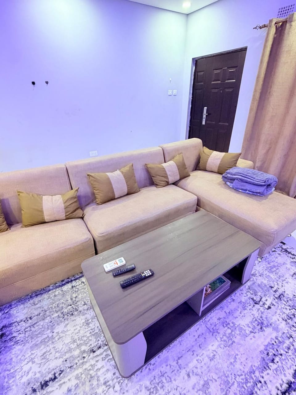 Modern 1 Bedroom, 1 Bed, WiFi, Airconditioned Apt Apartment in Lusaka