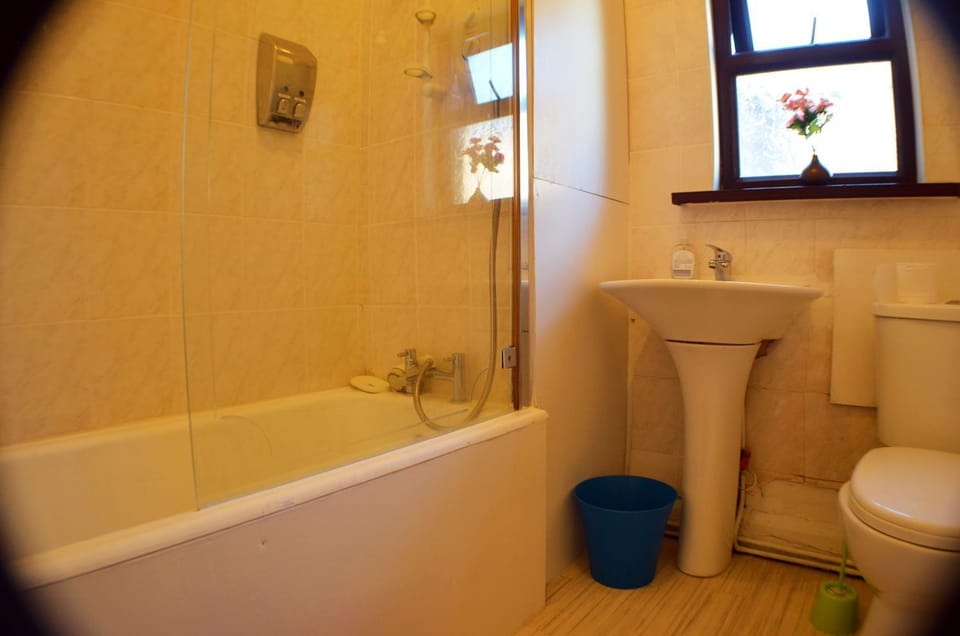Bathroom, Bath