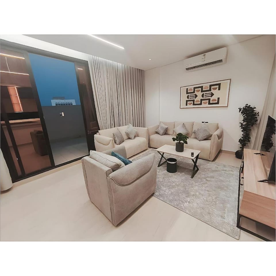 TV and multimedia, Living room, Seating area, air conditioner