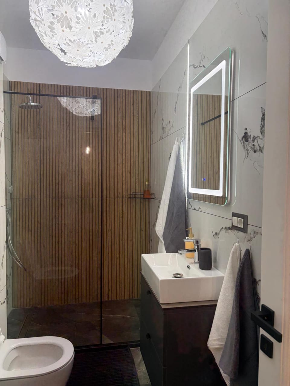 Lili room Apartment in Romania