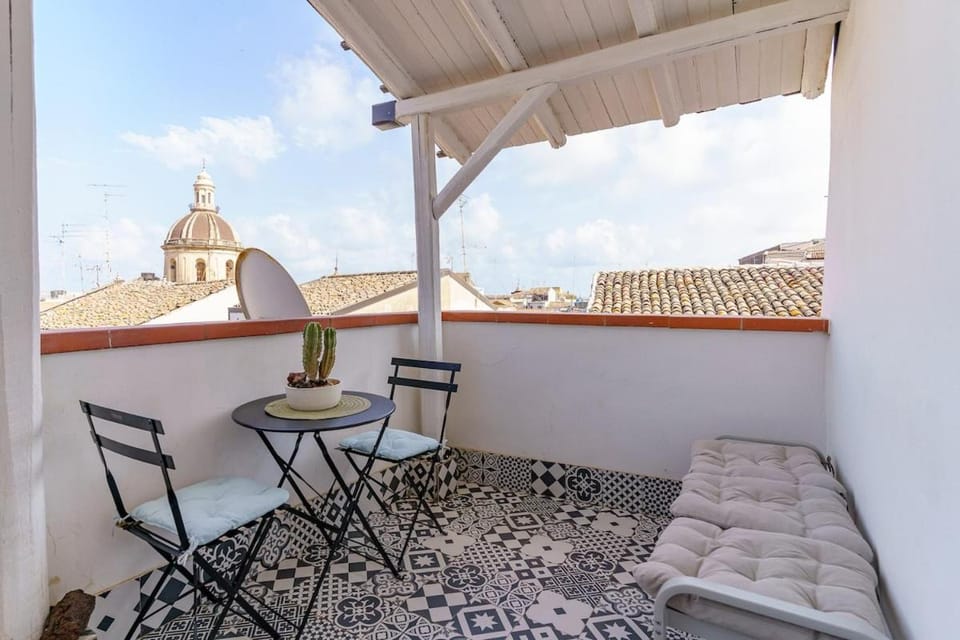 Le Fanciulle Apartment Apartment in Catania