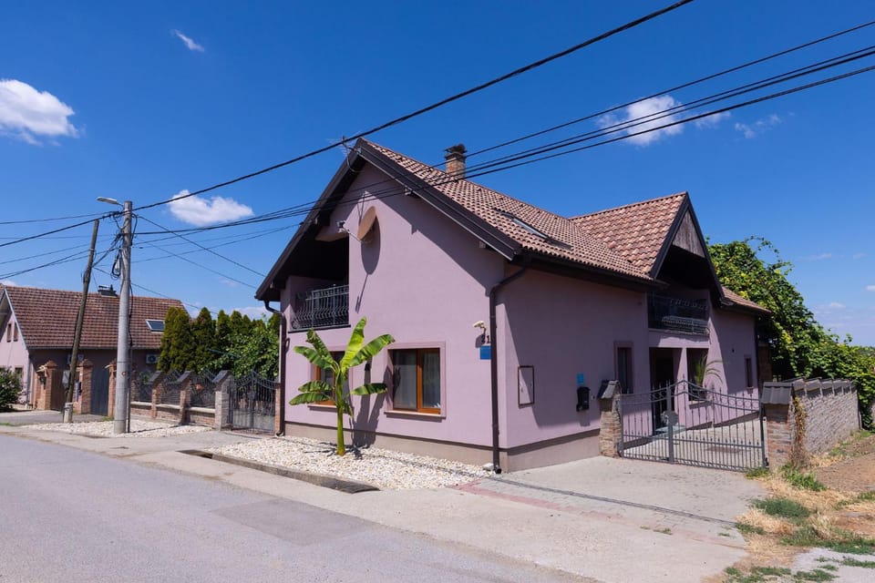 Aura - kuća za odmor i sobe Aljmaš Bed and Breakfast in Croatia