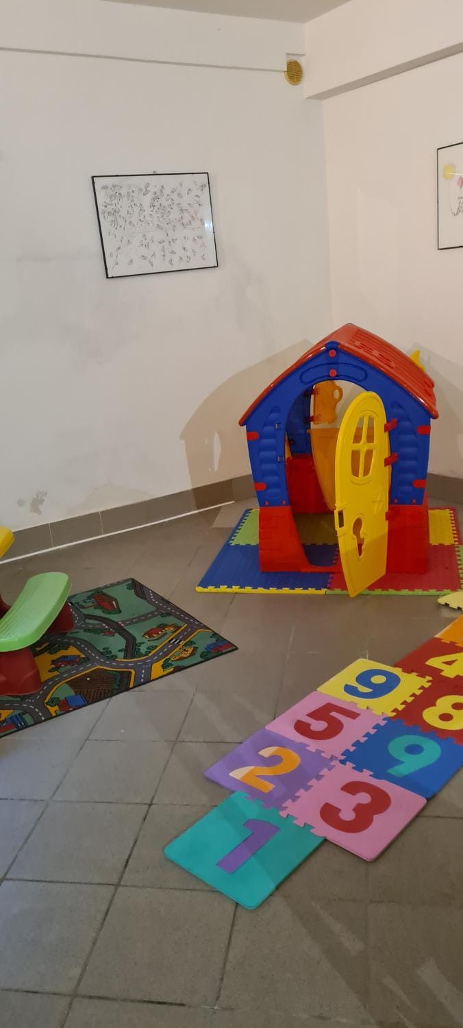 Communal lounge/ TV room