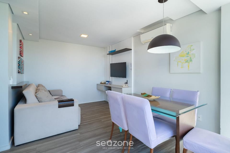 TV and multimedia, Living room, Dining area