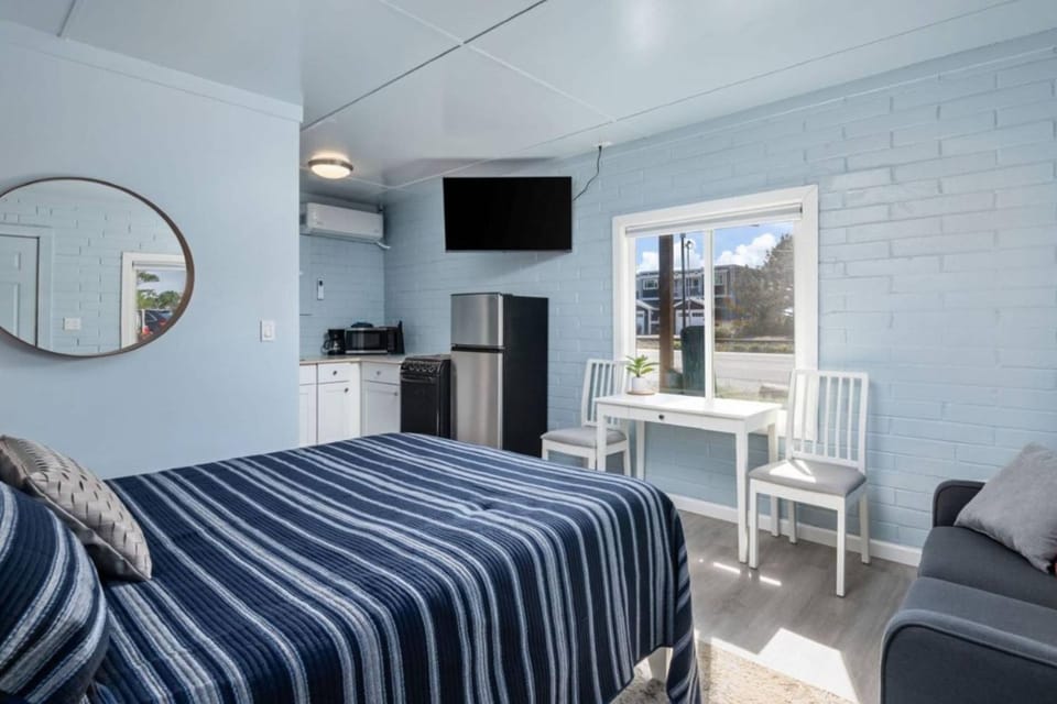 Cottages At Rockaway Beach Estate House in Rockaway Beach