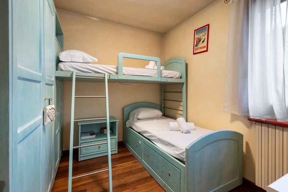 Hostdomus - Brit Flat Apartment in Piedmont