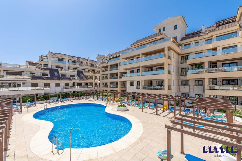 Casa Serena - Duquesa Beachside Garden Apartment in Costa del Sol