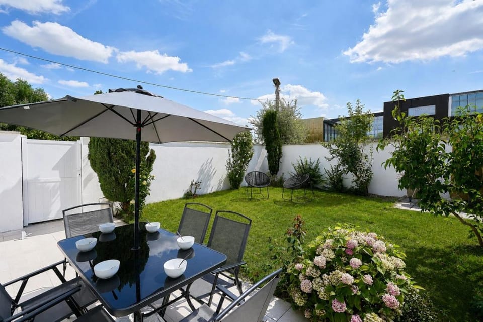 Patio, Garden, Garden view