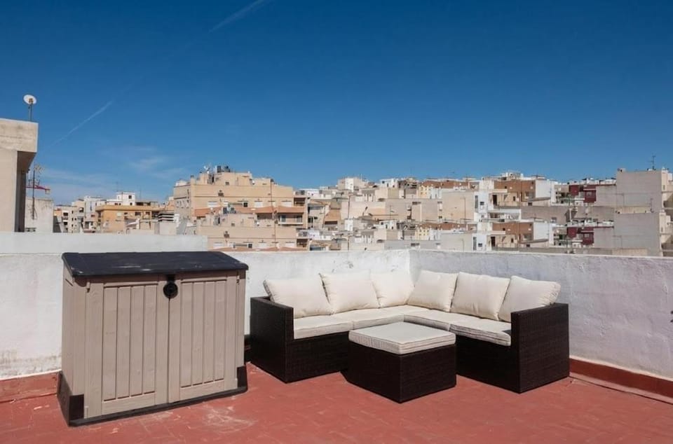 200 m to the beach-5th floor with elevator Apartment in Torrevieja