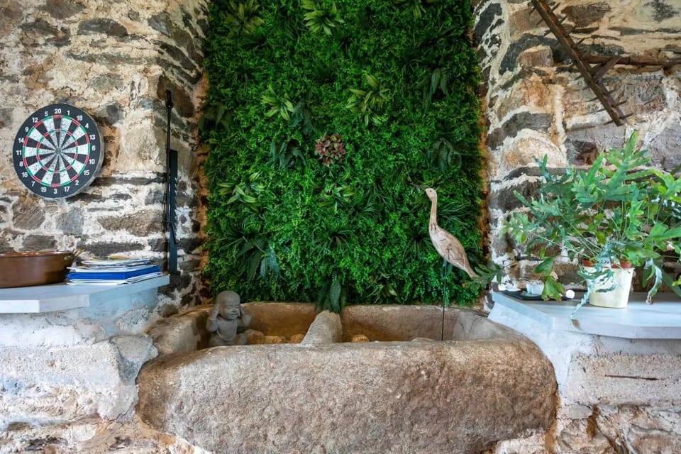 Abreuvoir du LEFFO House in Brittany