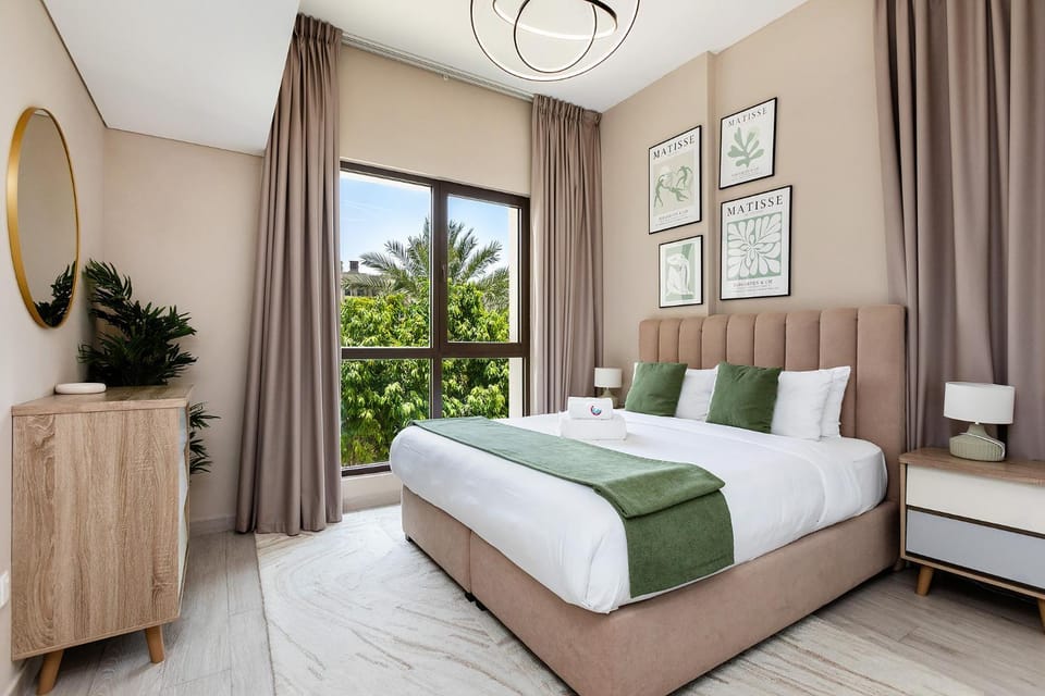 Elegant 2BR with Balcony in MJL Apartment in Dubai