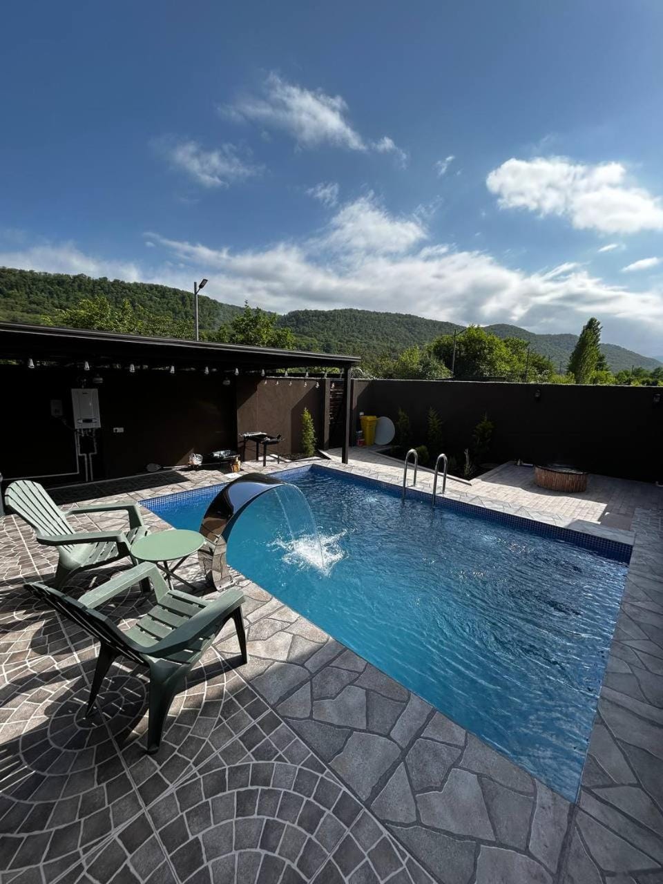 Patio, Day, Mountain view, Pool view, Swimming pool, sunbed