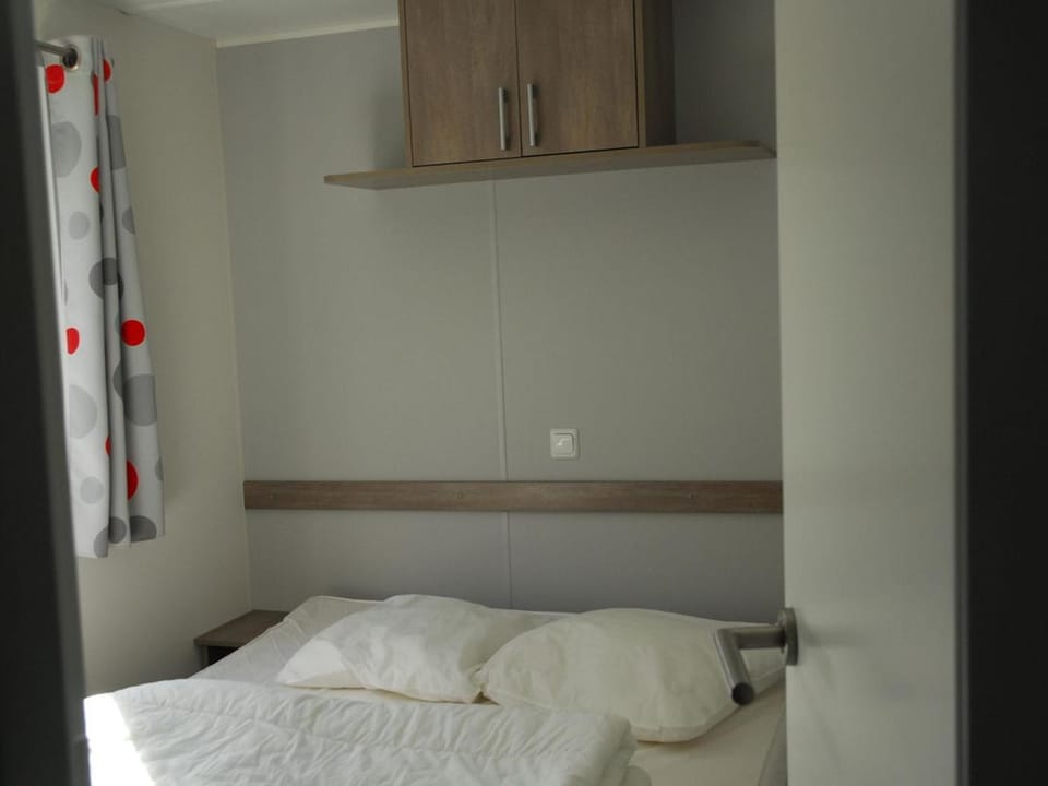 Mobil-home avec animaux - 2 pers. - API-1-52-2971 Campground/ 
RV Resort in Arrens-Marsous
