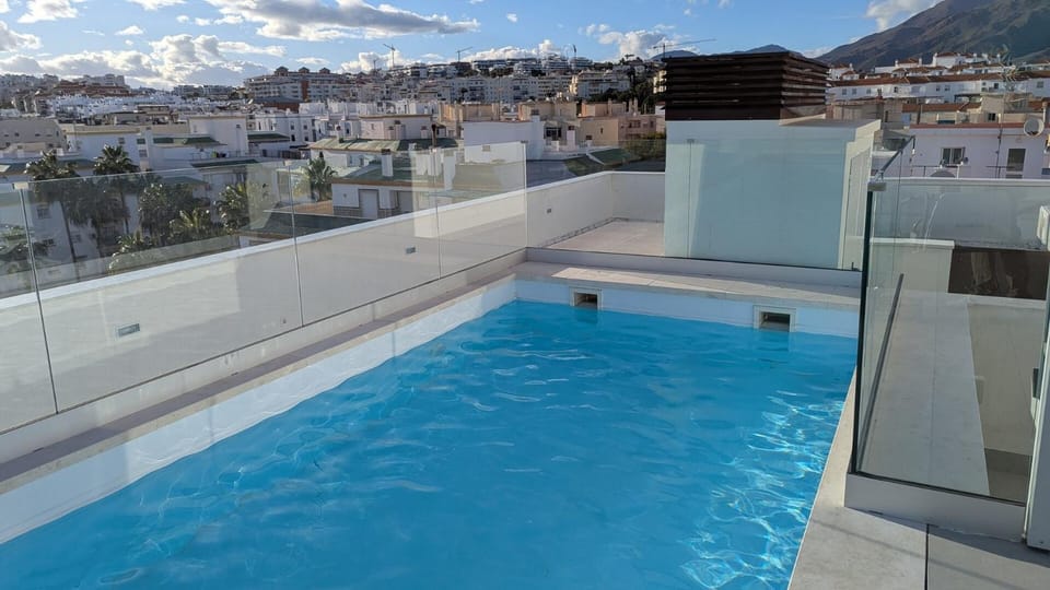 Alo Lazaga Elegance Apartment in Estepona