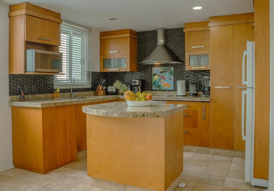 NITTA 105 Ocean & Pool Views - Spacious Condo House in Nuevo Vallarta