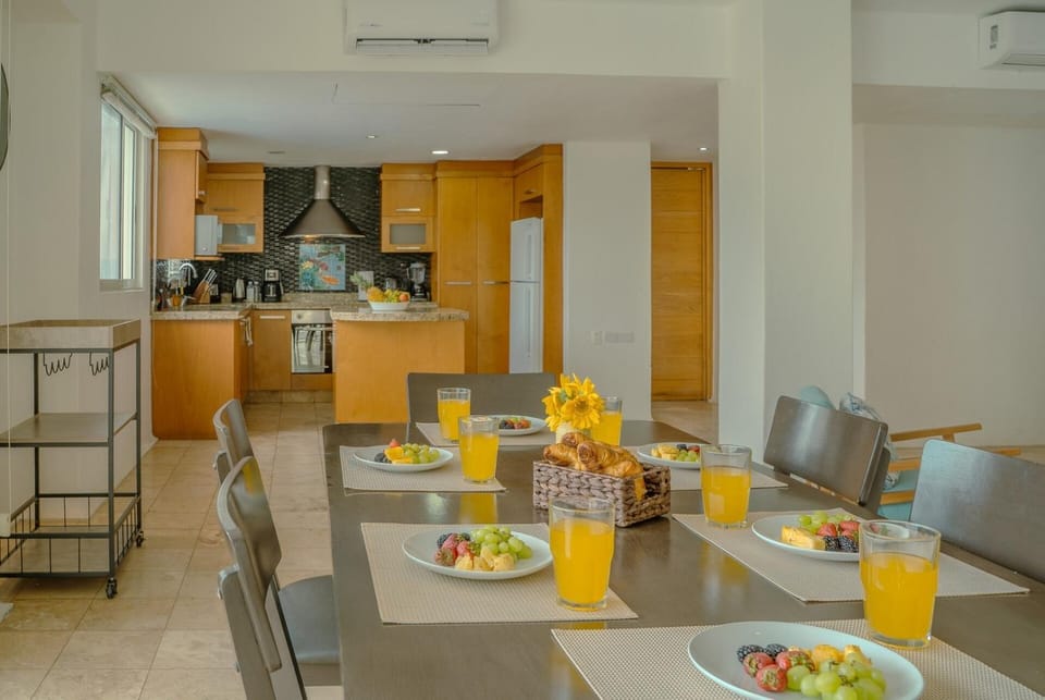 NITTA 105 Ocean & Pool Views - Spacious Condo House in Nuevo Vallarta